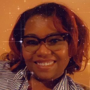 Meet your Posher, Janielle